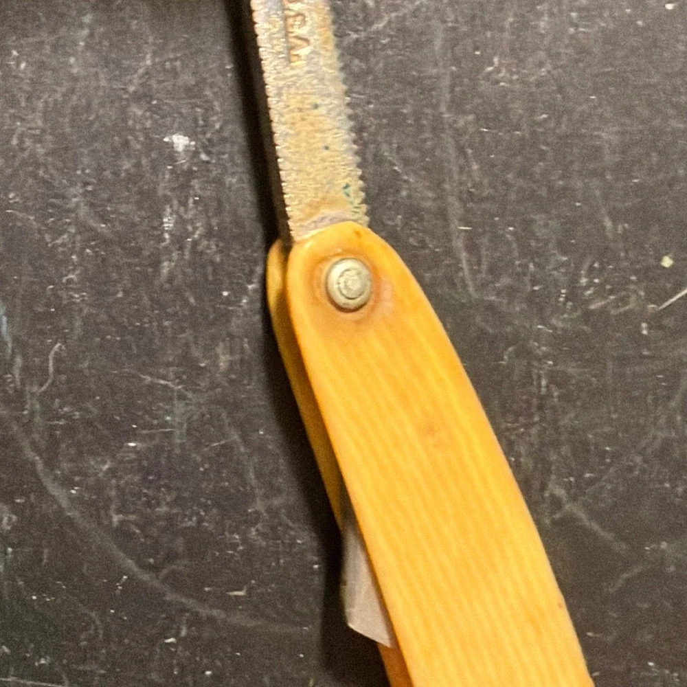 Vintage 1911 Patent Straight Razor Butterscotch Handle Made in USA Antique